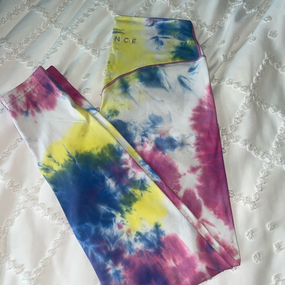 Balance leggings size large